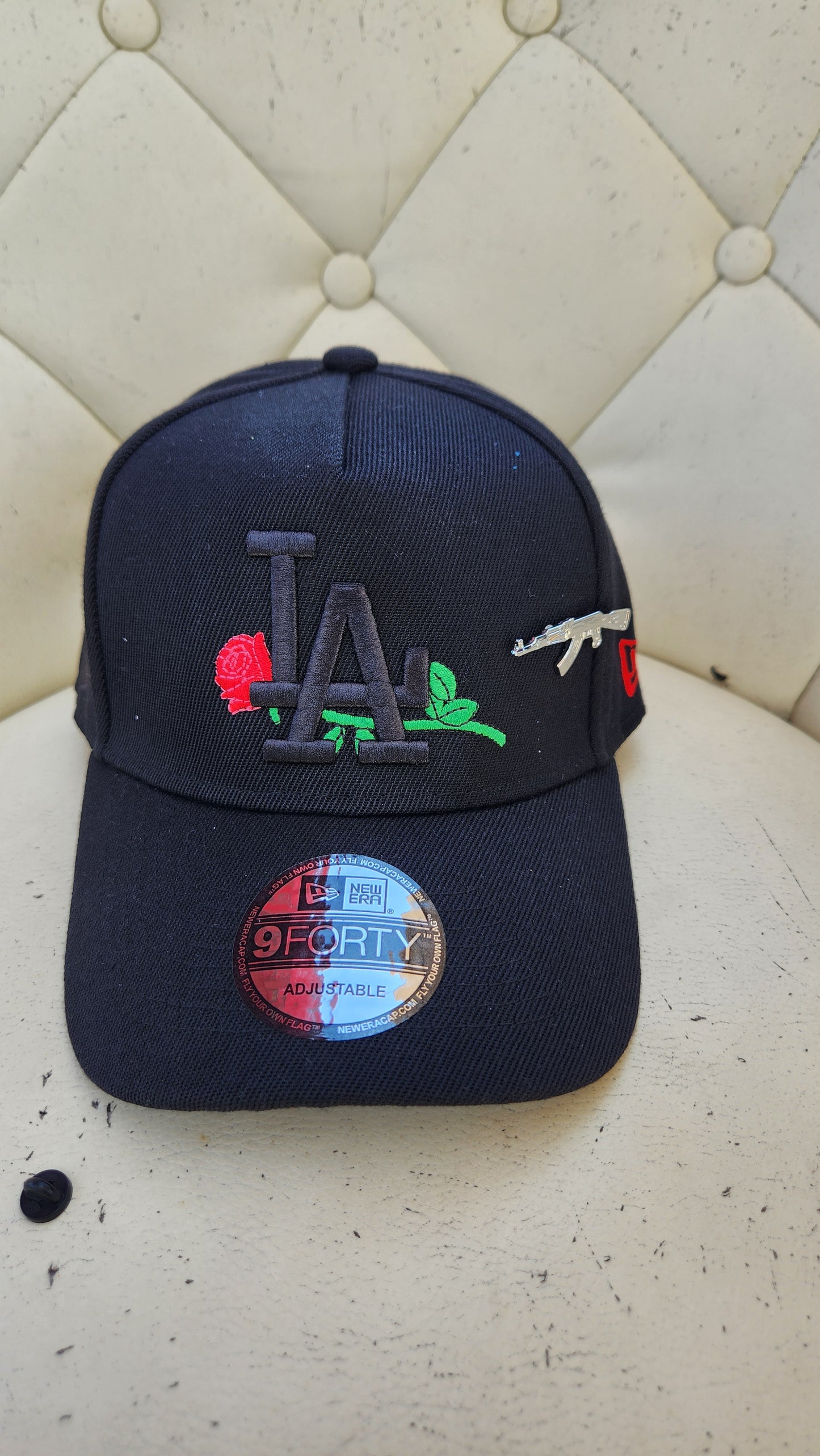 Ak 47 Silver Cuernito hat pin