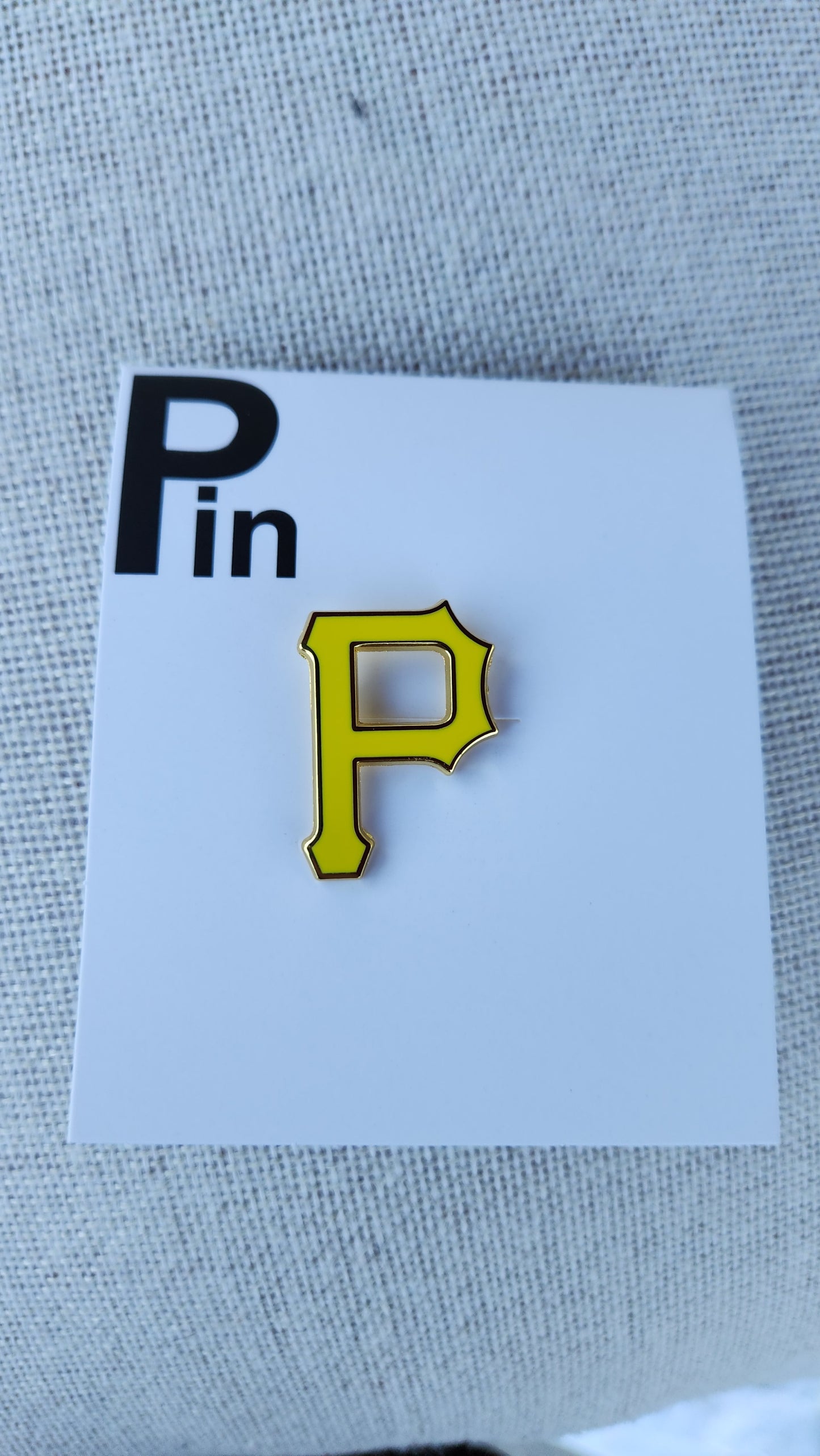 Pirates P Hat Pin