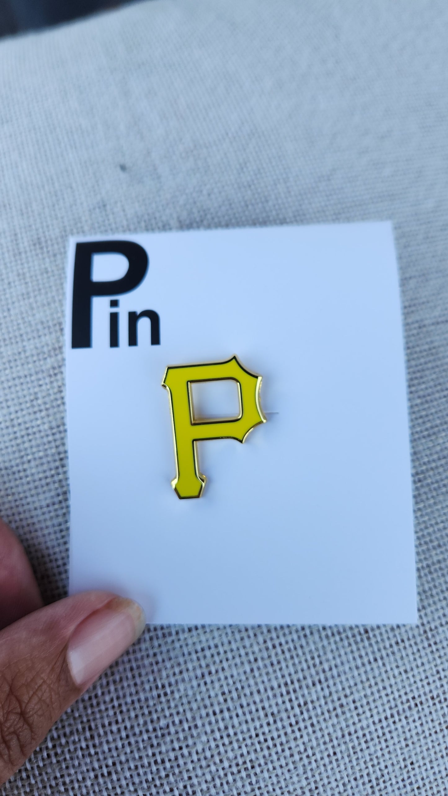 Pirates P Hat Pin