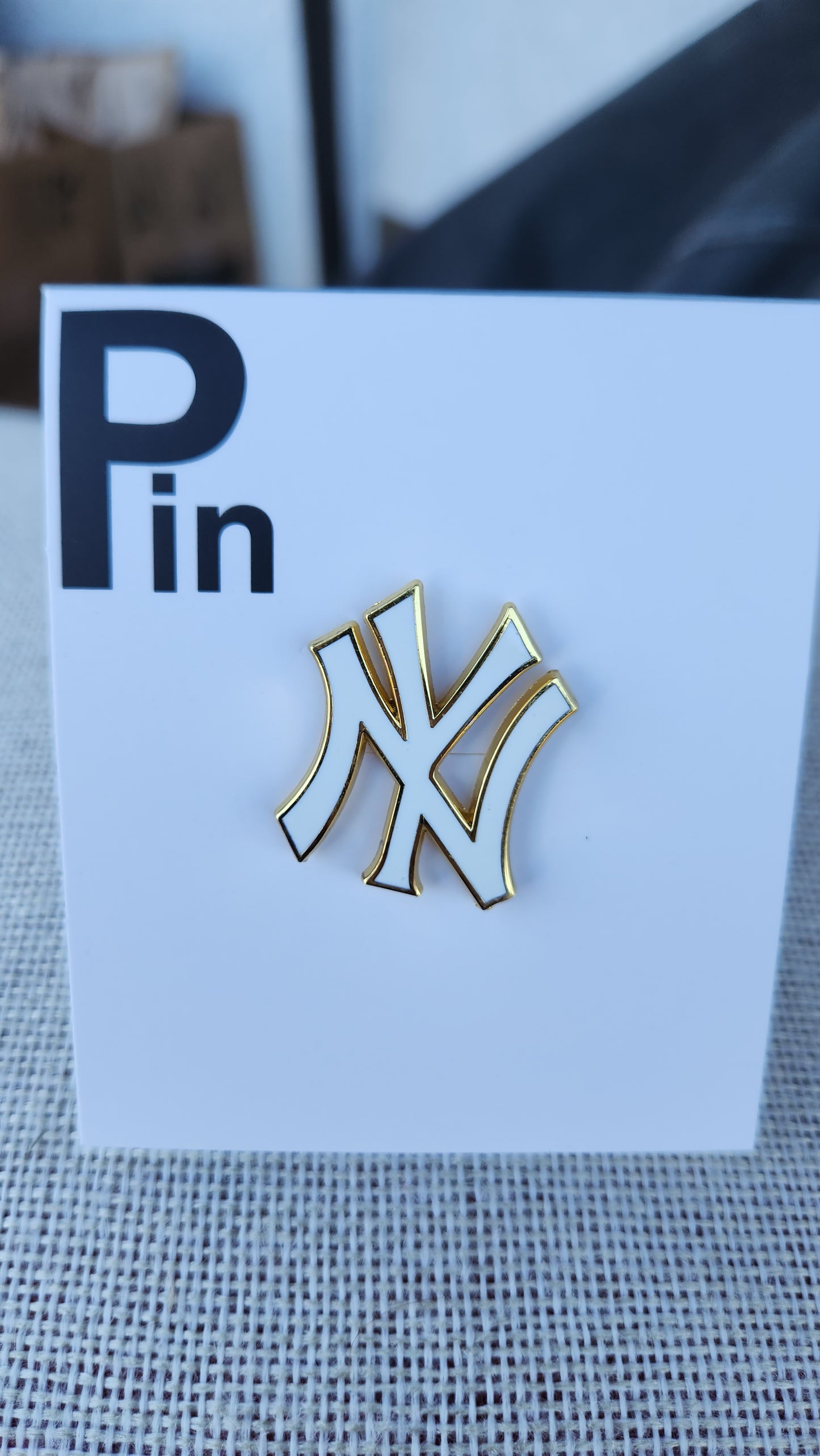 NY Yankees Hat Pin