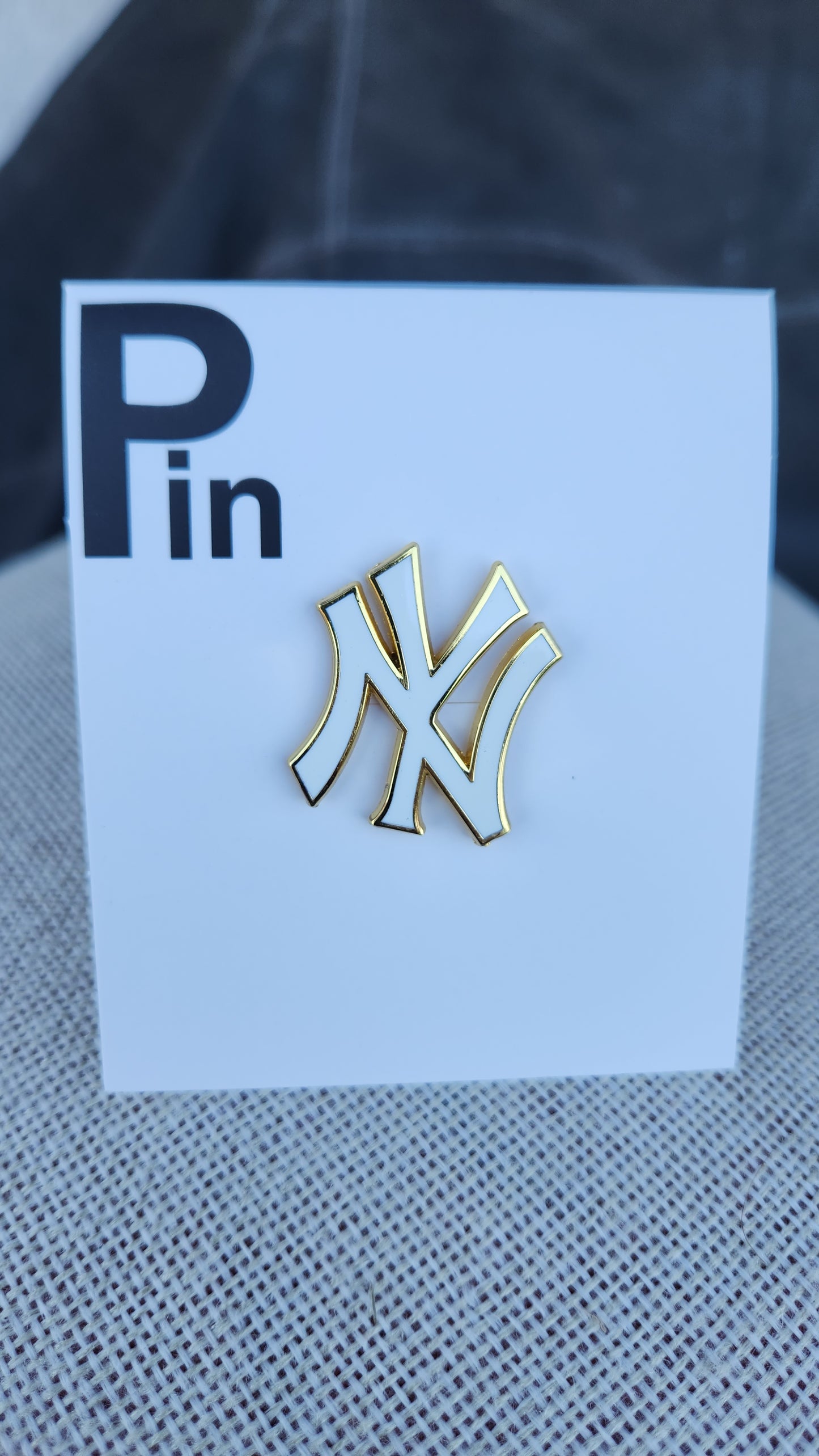 NY Yankees Hat Pin