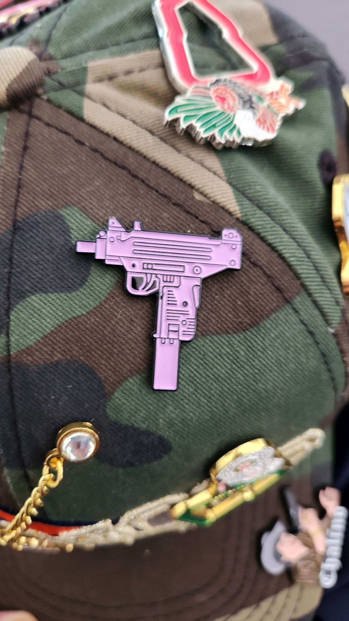 Pink Uzi Hat pin 📌