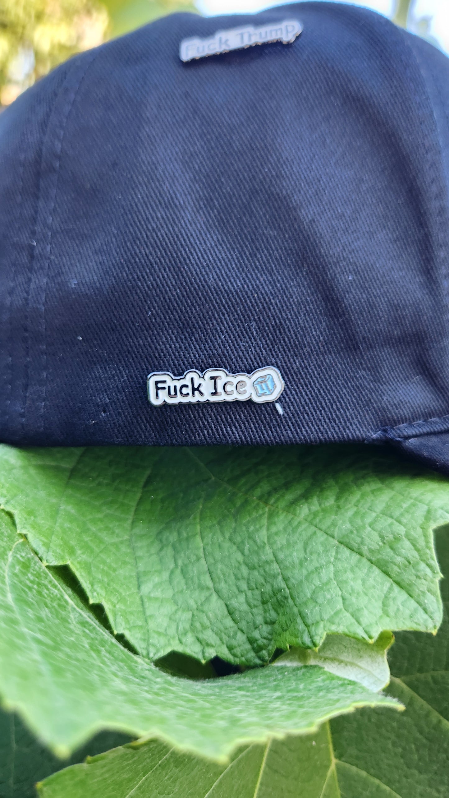 Fu... Ice pin